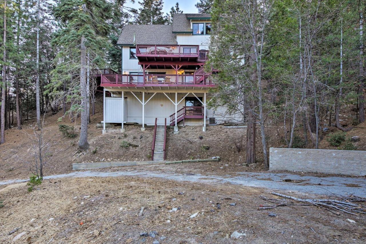 Spacious Lake Arrowhead Home With 2 Decks And Views Exterior photo